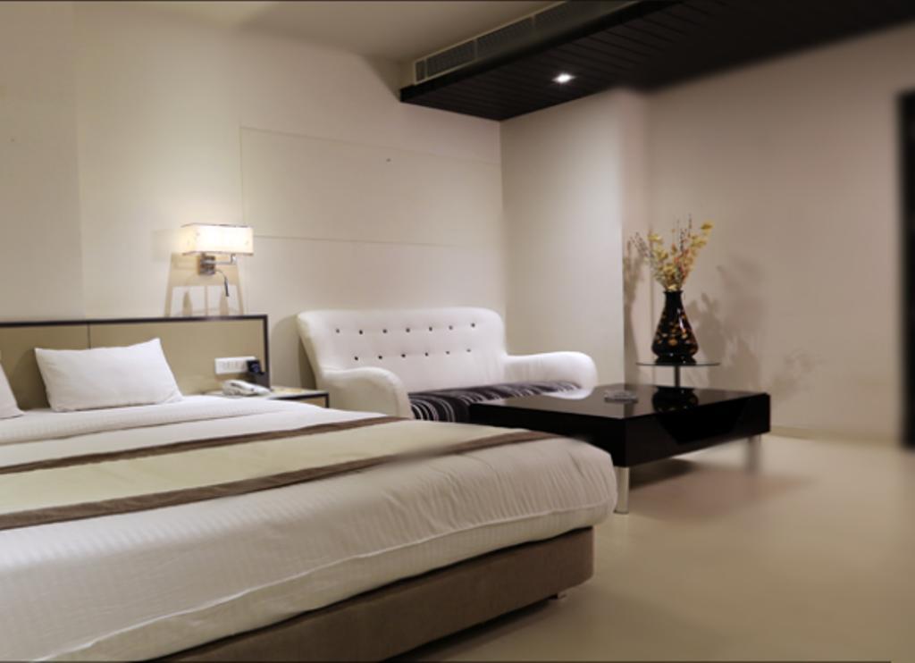 Amaya Bareilly Habitación foto